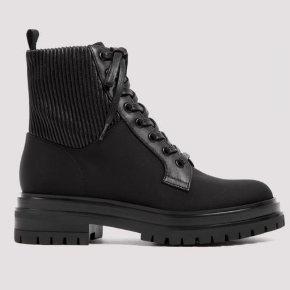 Gianvito Rossi
Black Martis Combat Nylon Leather Ankle Lace Boots/Booties